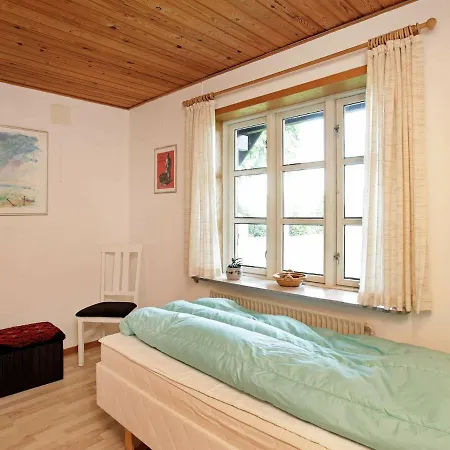 Дом отдыха Five-bedroom Holiday In