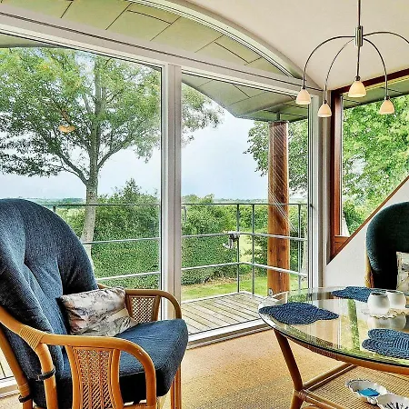 Five-bedroom Holiday In